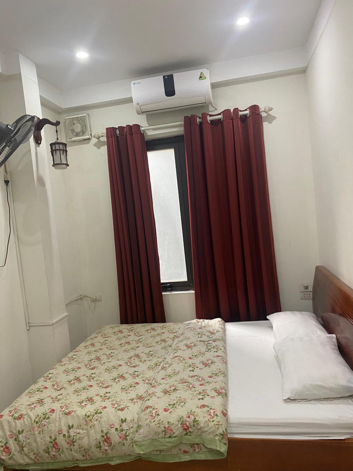 Nam Cuong Motel - Phong Don Co Cua So Thoang Mat Khep Kin - Thang May Ханой Экстерьер фото